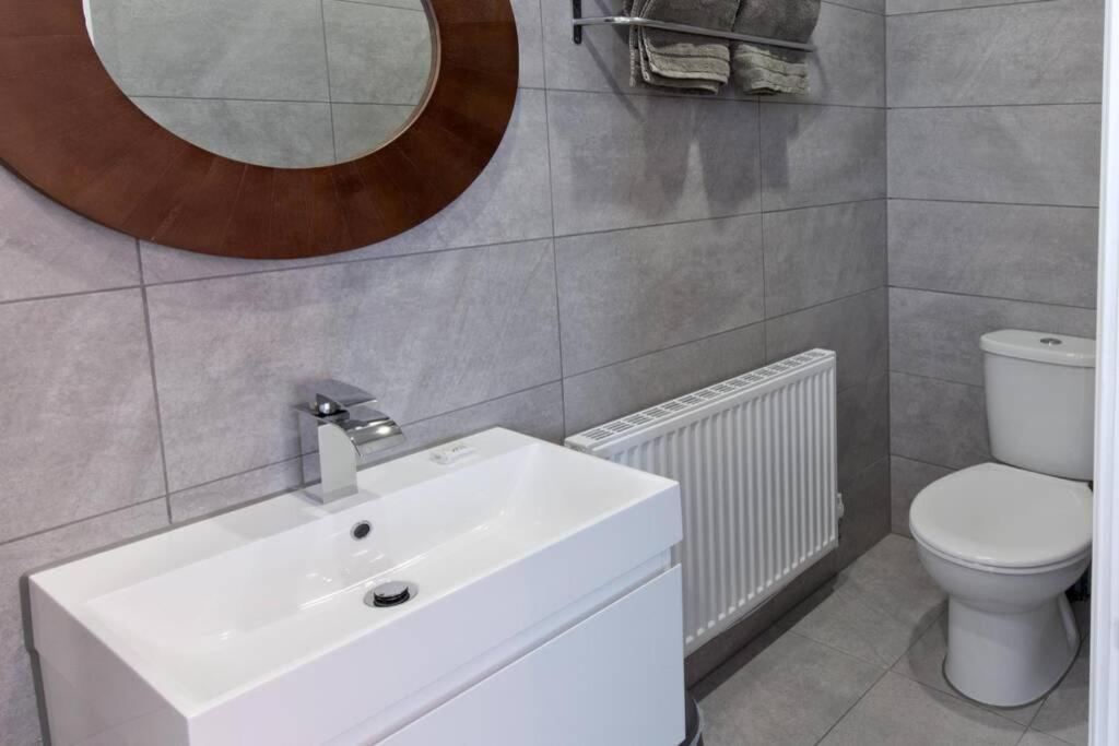 Blackbird Luxury Accommodation Room 10 Blackpool Bagian luar foto