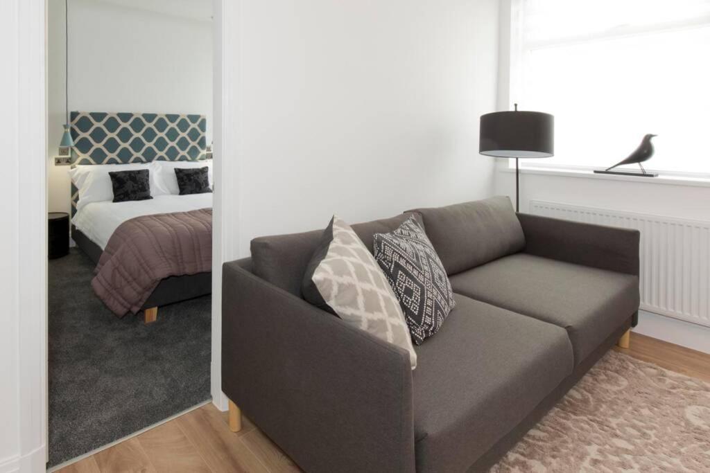 Blackbird Luxury Accommodation Room 10 Blackpool Bagian luar foto